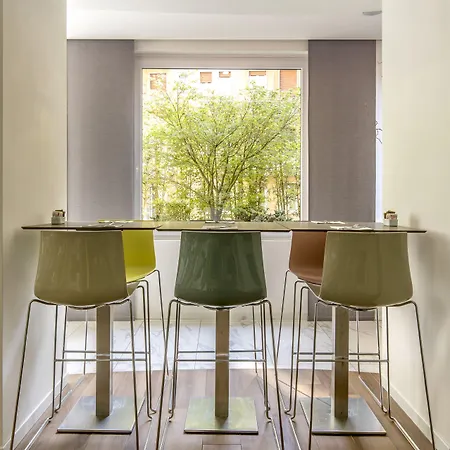 Отель 43 Station