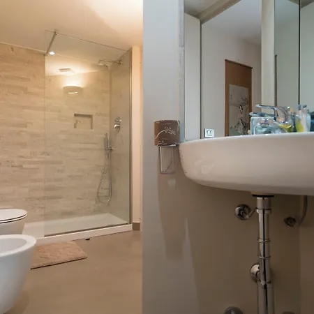 Lägenhet Italianway Easy - Gian Galeazzo 7 *