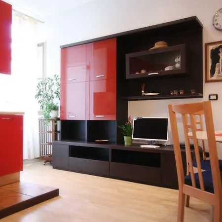 Apartament Colorful Porta Romana Mediolan