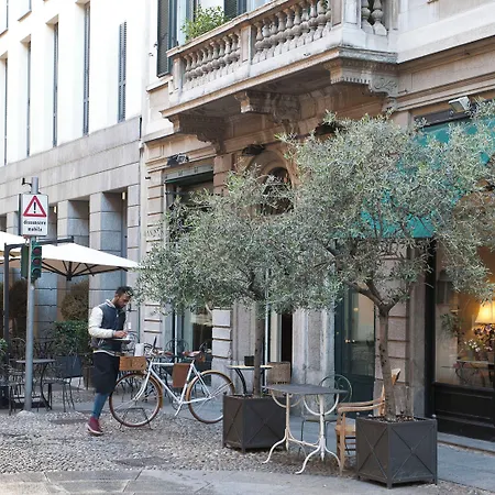 Italianway Easy - Fiori Chiari 20 Apartment Milan