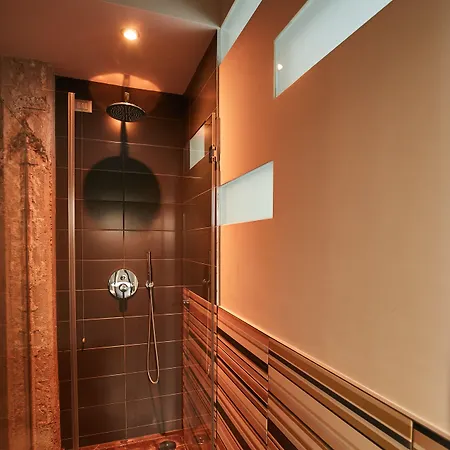 15 كوينديتشي باي سيرينديبيتي روومز بيت ضيافة