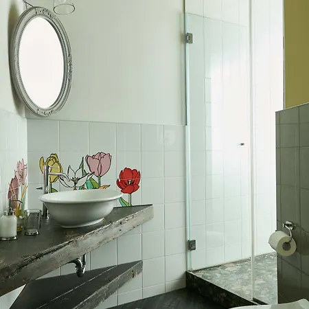 15 كوينديتشي باي سيرينديبيتي روومز 4* ميلان