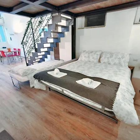 Apartman Likehome - Via Scaldasole Loft Milánó
