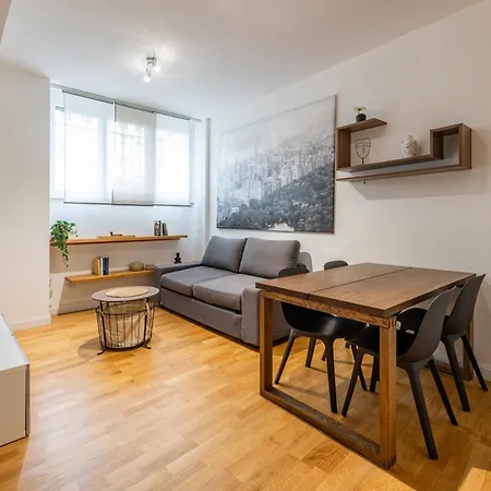 Appartamento Prada's Nest - Modern Design And Close To Metro *