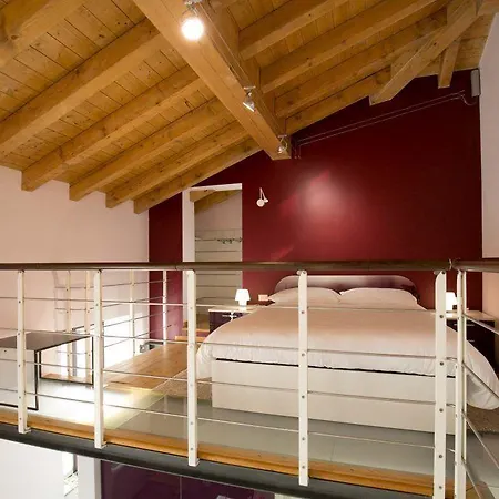 Versoverde Alzaia Naviglio Grande 4*