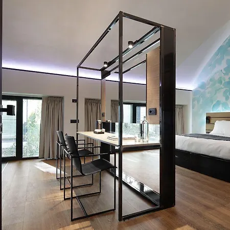 Hotel Versoverde Alzaia Naviglio Grande