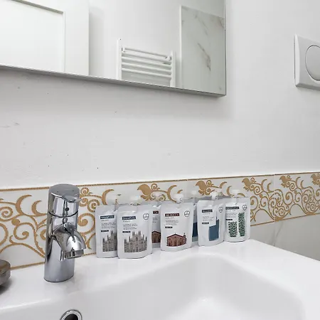 Italianway-reggimento Savoia * Milán