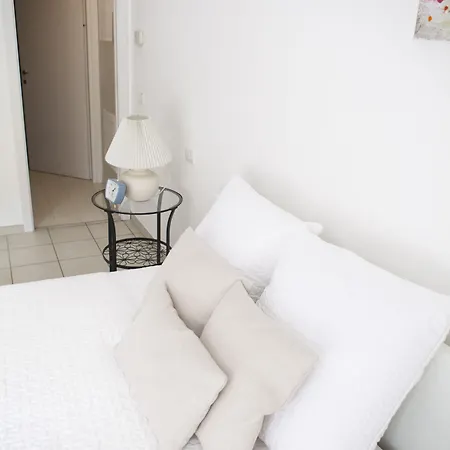 Alessia's Flat - Loreto Милан