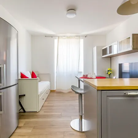 Alessia's Flat - Sarpi 2 * Milano