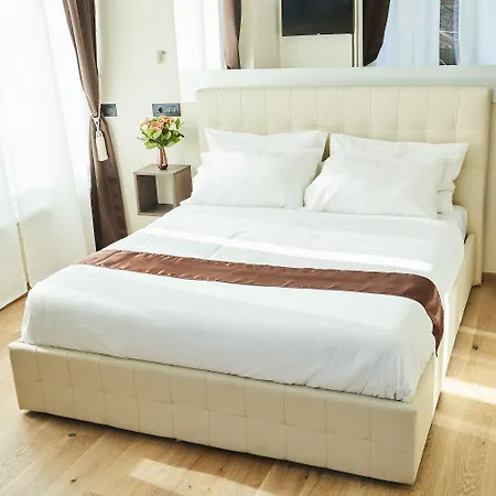 ゲストハウス Ah - Fashion District 4*