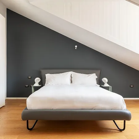 Easyhomes - Brera Luxury Appartamento