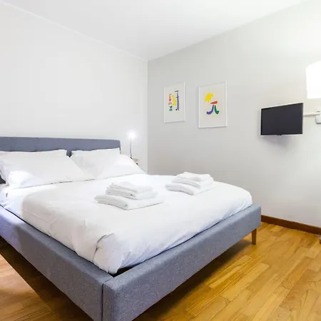 Easyhomes - Spiga * ميلان