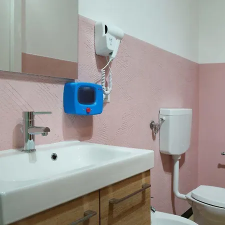 オステロ ホステル ミラノ