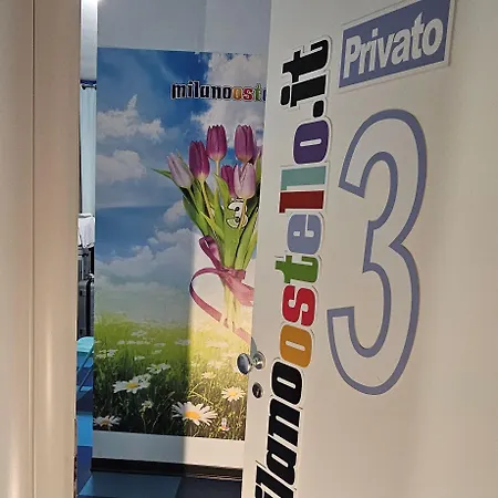 オステロ ホステル ミラノ