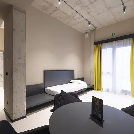 Joy 124 Hotel