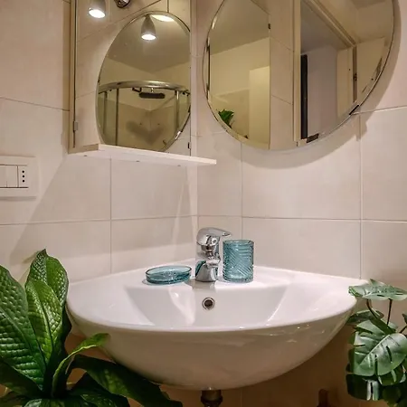 Apartment Casa Con Giardino Vicino Linate, 5 Minuti Arena Santa Giulia *