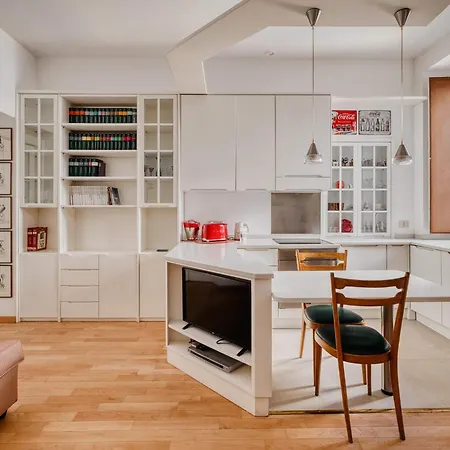 Апартаменты Modern 1 Bedroom Near Gae Aulenti *