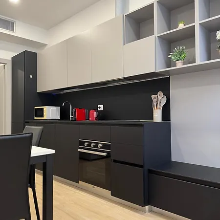 Apartamento Moderno Con Wi-fi E Ac - Vicino Stazione E Metro M3 Milán