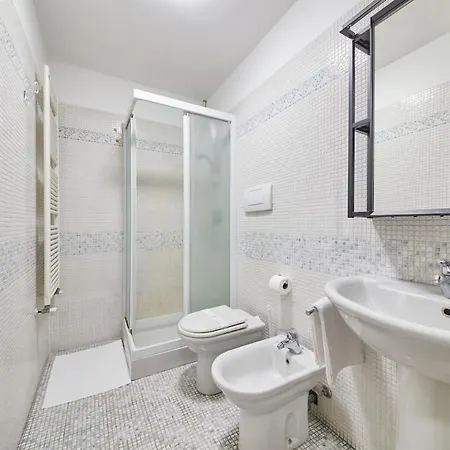 Centro- Cadorna, Comfort, Wi-fi And Ac Appartement *