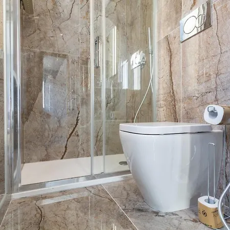 Shopping District - Central-station - *