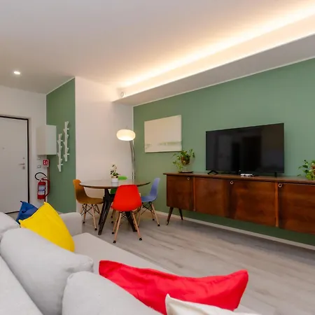 Vivimihome - Fiordalisi Green, Tra Comfort E Stile, A Pochi Passi Dalla Metropolitana Апартаменты *