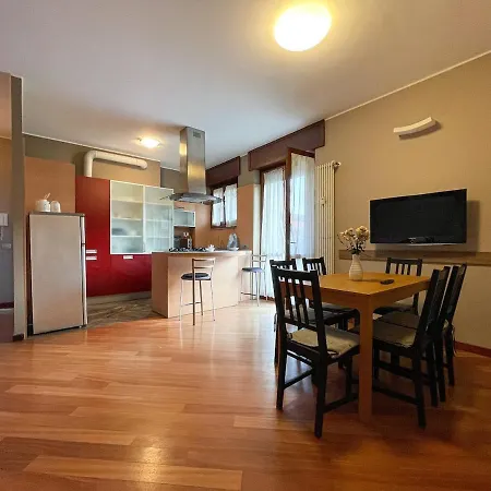 Apartament Olimpiadi - Jacuzzi Idromassaggio Mediolan