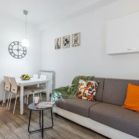 Apartman Giambellino Trilocale Accogliente Con Garage