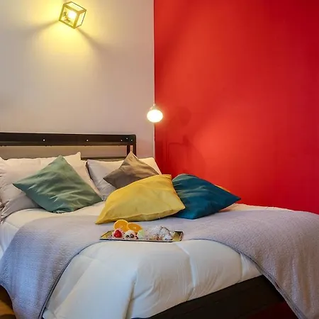 Apartment Casa Con Giardino Vicino Linate, 5 Minuti Arena Santa Giulia *