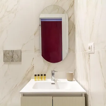 Shopping District -200 Mq - 8 People Appartamento Milano