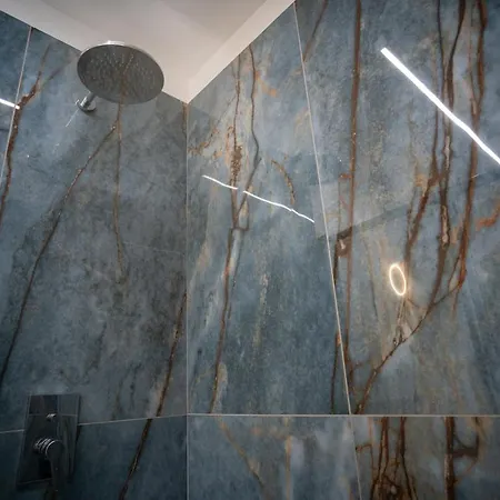 16 Nevoso Palace Apartmán *