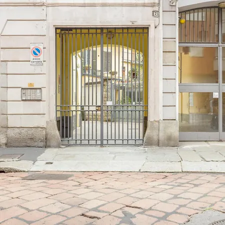 Appartement Porta Romana Vibes - A Truly Milanese Escape