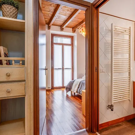 Appartement Porta Romana Vibes - A Truly Milanese Escape