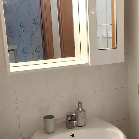 Apartman Angolo Verde, Metro Dergano