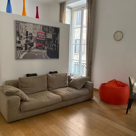 Moscova Atmosphere Apartment