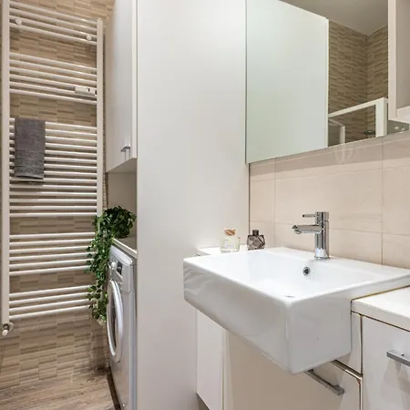 Apartman Giambellino Trilocale Accogliente Con Garage *