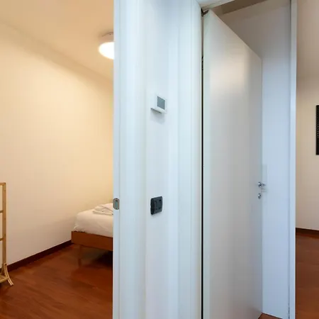 I-host - Ripa Navigli Μιλάνο