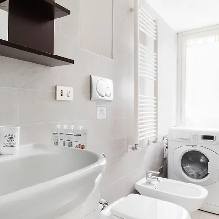 Italianway Easy - Cerano 15 Apartment