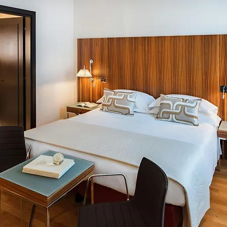 星际安德森酒店 酒店