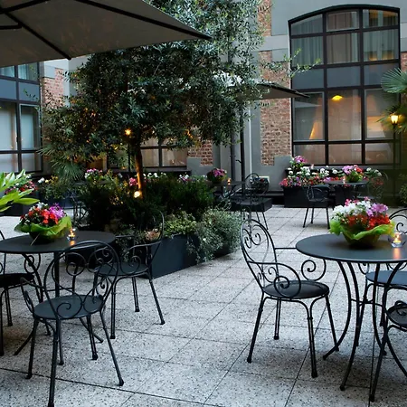 スターホテルズ ビジネス パレス 4*