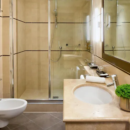 Starhotels Tourist Hotel 4*