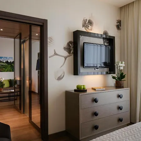 Szálloda Starhotels Echo Milánó