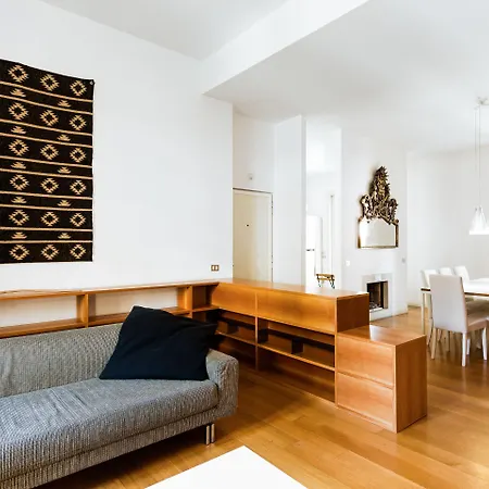 Apartmán Easyhomes - Piola Bazzini Milán