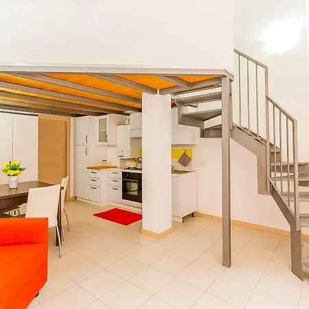 Apartment Alessia's Flat- Portello 3 Milan