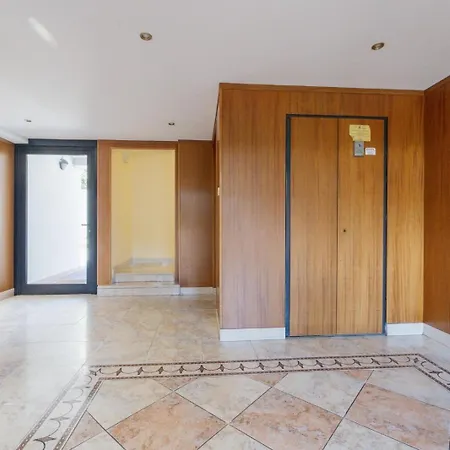 Co&mo A 16 Minuti Da Duomo 밀라노