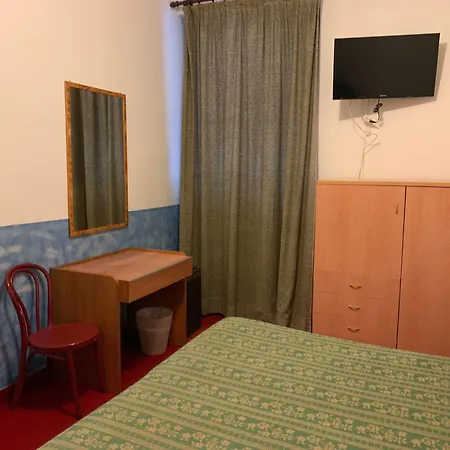 Hotel Boutique Calais Mediolan