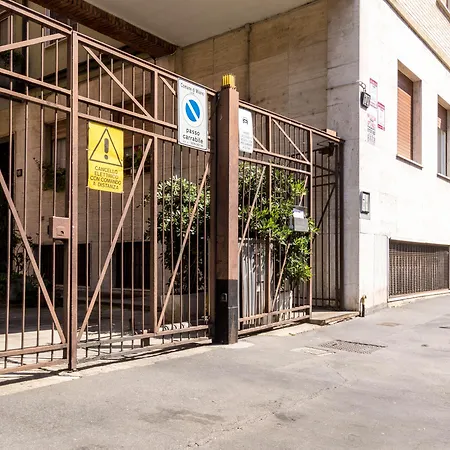 Joivy Exclusive For 4 In Navigli Near Parks Mediolan