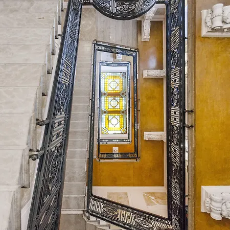 Apartament Easyhomes-duomo & *