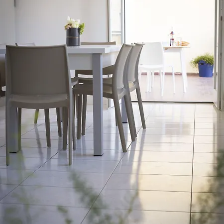 Ξενοδοχείο με διαμερίσματα Aurum Gambara 3*