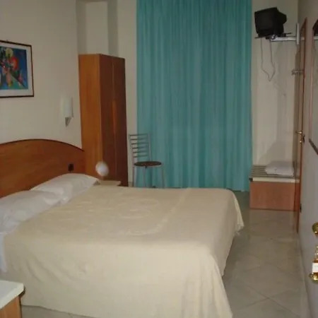 Hotel2000 2* 밀라노
