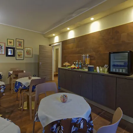 Red Ribbon Guest house Milan